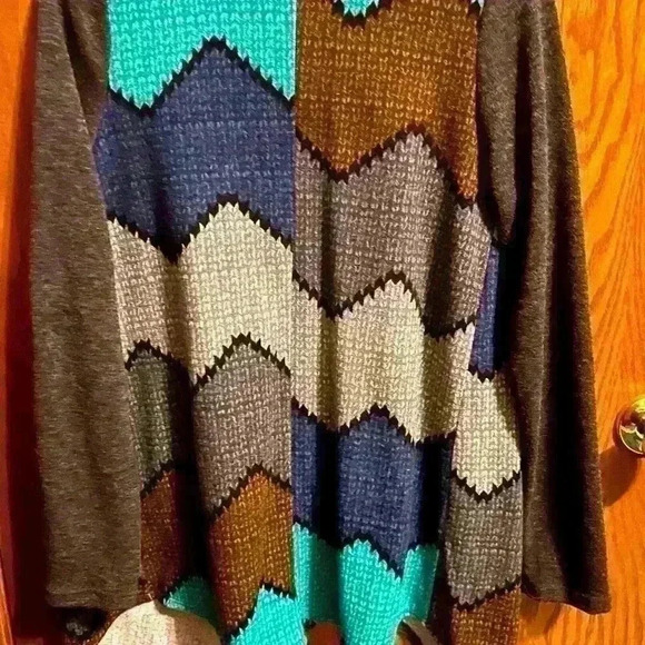 Stunning country style cardigan by Flamingo Urban size large - Picture 3 of 3